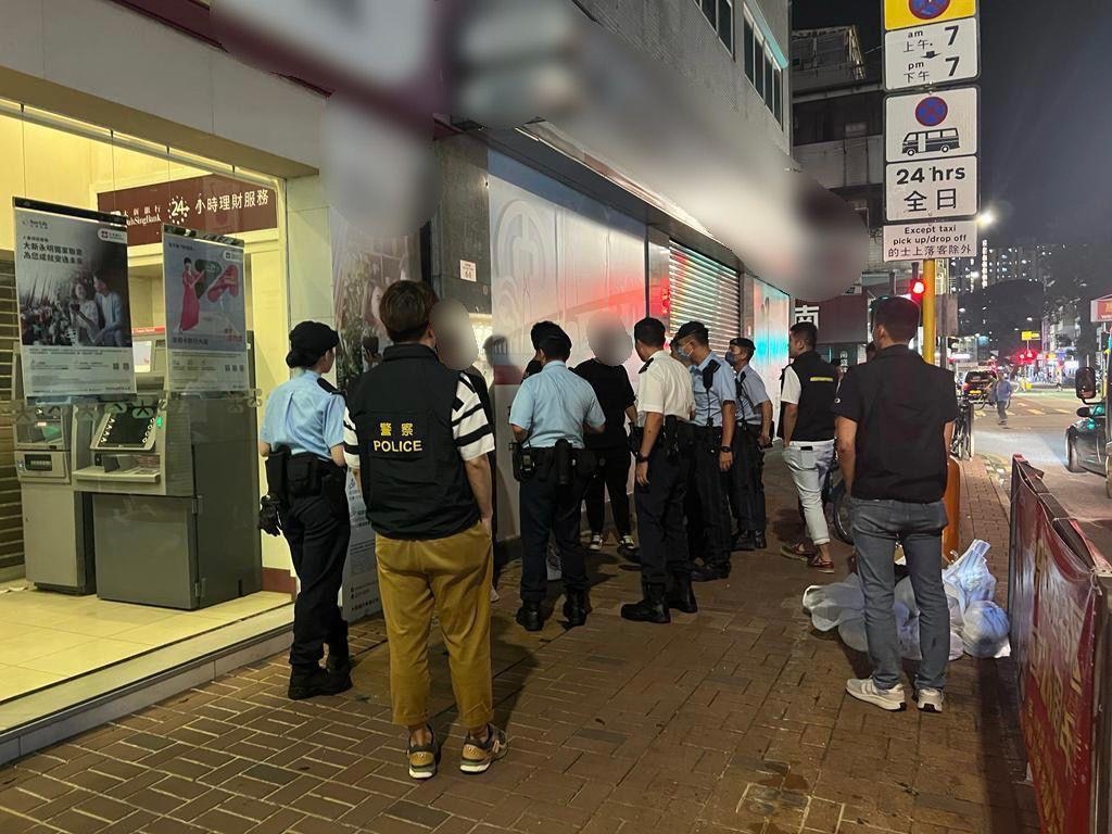 警方新界北展「犁庭掃穴」反罪惡行動 拘68人涉多宗三合會活動及暴力事件 東張